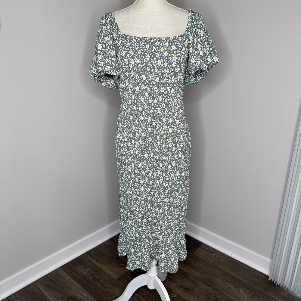 Trixxi Green Floral Midi Dress